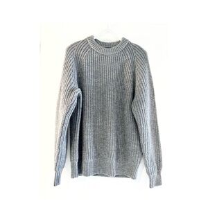 Uniqlo Gray Chunky Knit Sweater
